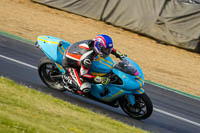 brands-hatch-photographs;brands-no-limits-trackday;cadwell-trackday-photographs;enduro-digital-images;event-digital-images;eventdigitalimages;no-limits-trackdays;peter-wileman-photography;racing-digital-images;trackday-digital-images;trackday-photos
